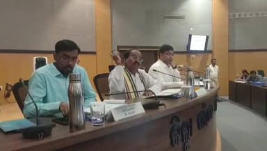 ଛତ୍ରପୁର: ଜିଲ୍ଲାପରିଷଦ ଭବନ ରୁଷିକୂଲ୍ଯା ସମ୍ମିଳନୀ କକ୍ଷରେ ଜିଲ୍ଲା ଯୋଜନା କମିଟି ବୈଠକ ଅନୁଷ୍ଠିତ