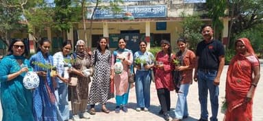 विश्व पृथ्वी दिवस पर विविध आयोजन
जागरूकता रैली निकाली, नुक्कड़ नाटक, स्पर्धाओं में दिखा उत्साह
तुलसी के पौधे व सीड बॉल्स ...