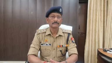 दिनांक 21.04.2026 को थाना प्रेमनगर क्षेत्रान्तर्गत शंकर जी मंदिर के पास सुरेंद्र परिहार के साथ रंजीत शर्मा, गुलशन एवं एक...