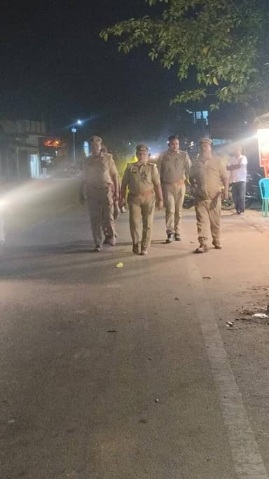 🚨 जनपद सुलतानपुर में सुरक्षा व्यवस्था सख्त!
पुलिस अधीक्षक सुलतानपुर @ipsCharuNigam के कुशल निर्देशन में #सुलतानपुर_पुलि...