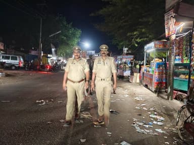 पुलिस अधीक्षक महोबा के निर्देशन में जनपद में शान्ति/सुरक्षा एवं कानून व्यवस्था को सुदृढ़ बनाये रखने हेतु थाना पनवाड़ी पु...