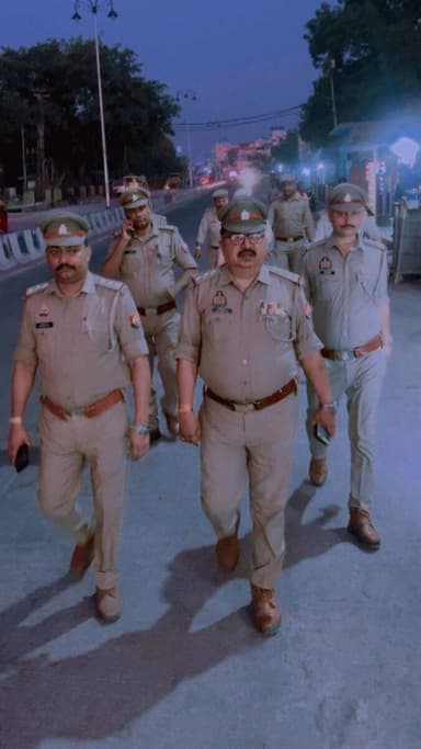 पुलिस अधीक्षक महोबा के निर्देशन में जनपद में शान्ति/सुरक्षा एवं कानून व्यवस्था को सुदृढ़ बनाये रखने हेतु थाना कुलपहाड़ प...