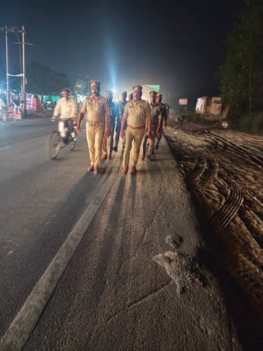 #MaharajganjPolice
#पुलिस_अधीक्षक_महराजगंज के निर्देशन में जनपद में शांति एवं कानून व्यवस्था सुदृढ़ बनाए रखने हेतु #थाना...