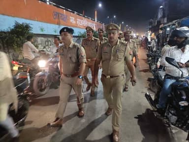 जनपद कुशीनगर में शान्ति/सुरक्षा एवं कानून व्यवस्था को सुदृढ़ बनाये रखने हेतु क्षेत्राधिकारी कसया श्री कुन्दन कुमार सिंह...