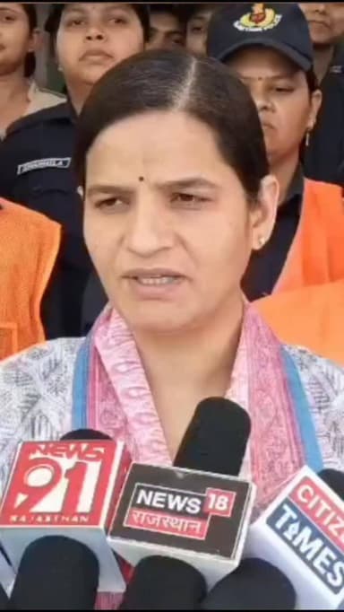 महिलाओं एवं बच्चों की सुरक्षा हमारी सर्वोच्च प्राथमिकता : एसपी डॉ. अमृता दुहन
कालिका पेट्रोलिंग टीम का आमुखीकरण कार्यक्र...