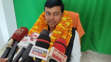 कार्यकर्ताओं के मान सम्मान एवं पार्टी की नितियों एवं विचारधाराओं के अनुरूप करूंगा कार्य - अजय अग्रहरि
दिल्ली से लौटते ...