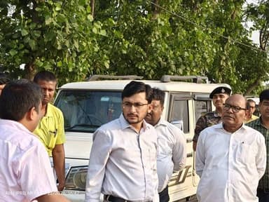 मुसहरी में खुलेगा केंद्रीय विद्यालय: 5 एकड़ जमीन चिन्हित, डीएम की पहल से शिक्षा को नई उड़ान
मुजफ्फरपुर को बड़ी सौगात: म...