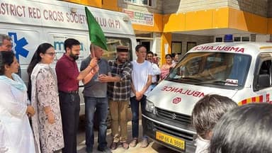 रक्तदान के क्षेत्र में उत्कृष्ट सेवा देने वाली सामाजिक संस्था री इमेजिन जिंदगी की एम्बुलेंस सेवा को आज विधायक मनाली भुवन...