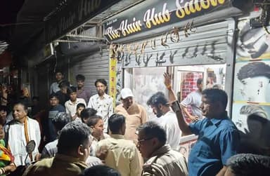📰 #परबतसर में भाजपा नेता की दुकान पर जानलेवा हमला, देर रात थाने का किया घेराव
#परबतसर कस्बे में स्थित वीडियो मार्केट में...