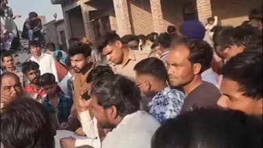 #बदायूं
थाना कुंवर गांव क्षेत्र के गांव हुसैनपुर में वीती रात्रि मौर्य समाज में एक परिवार में आई वरात में शाम की रश्मि ...