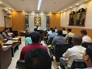 भीषण गर्मी और लू को लेकर जिला प्रशासन अलर्ट, डीएम ने दिए सख्त निर्देश।
श्री शेखर आनंद जिला पदाधिकारी शेखपुरा की अध्यक्ष...