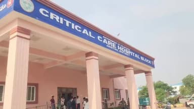 జగిత్యాల జిల్లా కేంద్రంలోని క్రిటికల్ కేర్ లో శవం మీది బంగారు కమ్మలు మాయం చేసిన ఆసుపత్రి సిబ్బంది