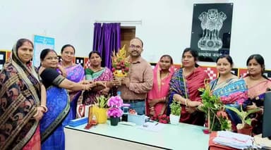 ବାଲେଶ୍ବର ସଦର: ବାଲେଶ୍ଵର ମ୍ୟୁନିସିପାଲିଟି କାର୍ଯ୍ୟାଳୟରେ ନୂତନ କାର୍ଯ୍ୟନିର୍ବାହୀ ଅଧିକାରୀଙ୍କୁ ଭେଟି ସ୍ବାଗତ ଜଣାଇଲେ ବିଜେପି କାଉନସିଲର