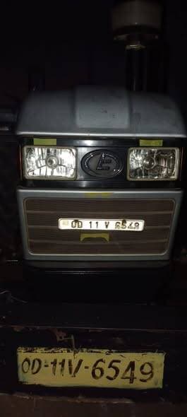 #ଆକ୍ସନ_ମୋଡ଼ରେ_ସ୍ଥାନୀୟ_ପ୍ରଶାସନ
#ରାତି_ଅଧିଆ_ବେଆଇନ_ବାଲି_ଖାଦାନରେ_ଚଢ଼ାଉ
#ଦଶଟି_ଟ୍ରାକ୍ଟର_୩ଟି_ଜେସିବି_12ଜଣ_କୁ_ଅଟକ_କଲା_ପୋଲିସ
ବାଲ...