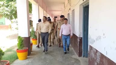 #बांदा जिलाधिकारी व पुलिस अधीक्षक द्वारा जनपद में होने वाली आगामी होमगार्ड एनरोलमेंट-2025 की लिखित परीक्षा सकुशल सम्पन्...