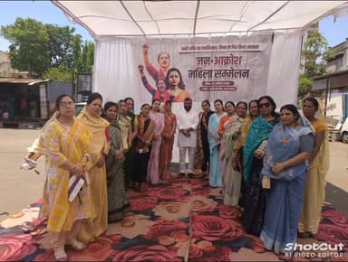 नारीशक्ति वंदन अधिनियम पारित नहीं होने पर महिलाओं ने जनाक्रोश सम्मेलन कर आयोजन नारीशक्ति ने निकाला जनाक्रोश मार्च