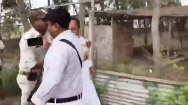 West Bengal Elections 2026: बंगाल चुनाव के बीच एक वीडियो वायरल हो रहा है. वीडियो में पश्चिम बंगाल में कुमारगंज से भाजपा ...