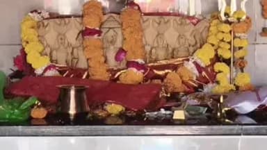 रामसर: खारिया गोगलिया में आईनाथ मां की प्राण प्रतिष्ठा, पूजन के बाद स्थापित हुई मूर्ति, कलश और ध्वजा