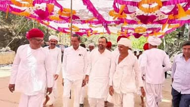 रेवदर: रेवदर के गुलाबगंज अंजनी माता मंदिर के वार्षिक मेले में श्रद्धालु जुटे, विधायक और पूर्व विधायक लोढ़ा ने लिया भाग