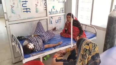 चरखारी: खरेला के धवारी गांव की एक महिला ने अज्ञात कारणों से खाया जहरीला पदार्थ, जिला अस्पताल में इलाज जारी