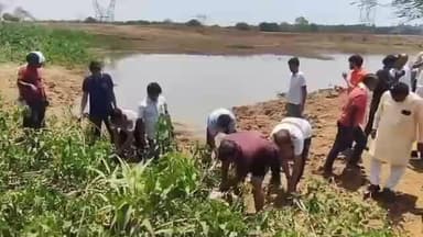 गोपद बनास: मझौली के ग्राम चमराडोल में जल गंगा संवर्धन अभियान के तहत स्वच्छता अभियान चलाया गया