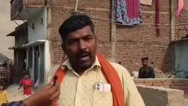 बैरगनियां: नुनिया टोला: बदहाल सड़क और नाले के अभाव में बारिश में 'पोखर' बन जाता है इलाका