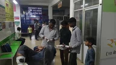 जबेरा: ग्राम डूमर के पास अज्ञात वाहन ने बाइक सवार को मारी टक्कर, गंभीर हालत में जबलपुर रेफर