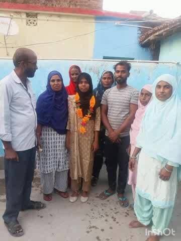 चांदवा: तराना परवीन 96.2% अंकों के साथ बनीं चंदवा प्रखंड टॉपर, कई लोगों ने दी बधाई