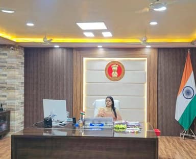 जल गंगा संवर्धन अभियान जन-भागीदारी से संवरेगा जल संरक्षण
---------
कलेक्टर ने विभिन्न गैर- शासकीय संगठनों (एनजीओ) के साथ...