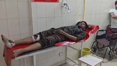 उन्नाव: उन्नाव के थाना गंगाघाट क्षेत्र के अंतर्गत जाजमऊ के पास बाइक की टक्कर से बाइक सवार रेलवे कर्मचारी हुआ घायल