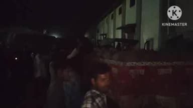 खुरई: बाईपास स्थित खरीदी केंद्रों पर बारदाना न होने से किसान परेशान, 2-3 दिनों से तुलाई का इंतजार