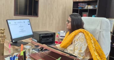 जनगणना-2027 जिले में स्व-गणना शुरू : कलेक्टर श्रीमती तुलिका प्रजापति ने भरा ऑनलाइन स्व-गणना पत्रक।
- पहली बार स्व-गणना,...