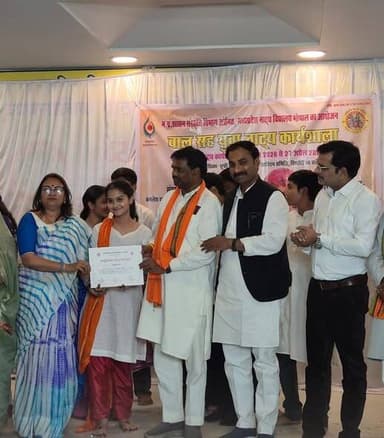 20 दिवसीय बाल सह युवा नाट्य कार्यशाला का भव्य समापन, प्रतिभाओं ने बिखेरा रंगमंचीय जादू
डिंडौरी। मध्यप्रदेश नाट्य विद्या...