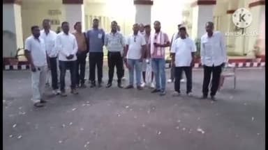 खूंटी: डाक बंगला में झामुमो नेता हेमंत तोपनो और मगन मंजित तिडू की अध्यक्षता में बैठक आयोजित