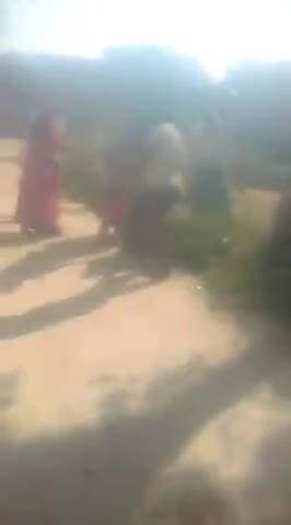 ग्राम अनंत पेट में श्री लालचंद बाथम एवं पुत्र संदीप बाथम और उनकी पत्नी रामश्री बाथम को लाओ ख़ुसू से मारा जगदीश ओरबेटों ने