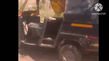 ललितपुर: NH-44 स्थित बैरियर के पास ट्रक और टैक्सी की भिड़ंत, एक की मौत, एक दर्जन घायल, दिल दहलाने वाला वीडियो आया सामने