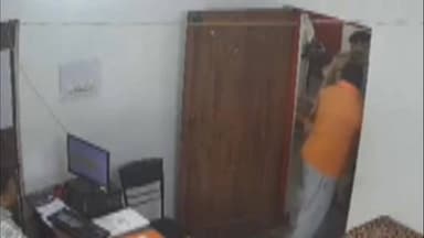 फरियादी से मारपीट का वीडियो जमकर वायरल, ASI को किया गया निलंबित
कोटा: रतनपुर थाना के मामला
#BiharNews #viralposts #tra...