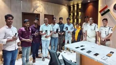 କଟକ ସଦର: ସାଲେପୁର ଏସଡିପିଓଙ୍କ କାର୍ଯ୍ୟାଳୟରେ ମୋବାଇଲ ଫେରସ୍ତ ମେଳା ଅନୁଷ୍ଠିତ, ୪୫ ଟି ମୋବାଇଲ ଫେରି ପାଇଲେ ପ୍ରକୃତ ମାଲିକ