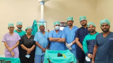 झालरापाटन: झालावाड़ मेडिकल कॉलेज के डॉक्टर्स ने दुर्लभ ट्राइकोबेजोअर की सर्जरी कर महिला के पेट से निकाला बालों का गुच्छा