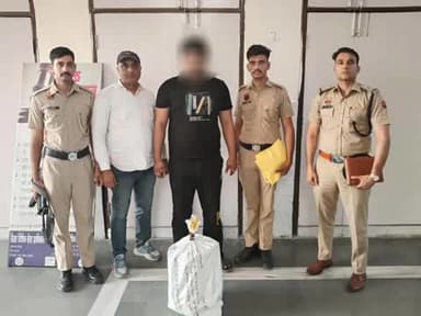 बहादुरगढ़: 960 नशीले कैप्सूल और 75 प्रतिबंधित शिशियों के साथ एक आरोपी गिरफ्तार