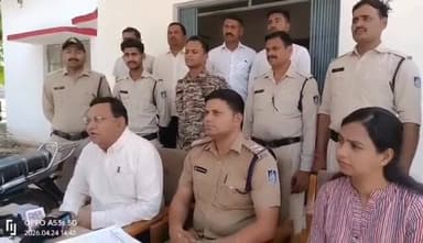 लूट की घटना का खुलासा
#वायरलवीडियो #MPBreaking #HindiNews #दतिया #MadhyaPradesh #NewsUpdate