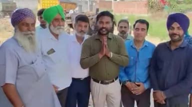 ਮੋਗਾ: ਮੋਗਾ ਸ਼ਹਿਰ ਦੇ ਸੰਧੂਆਂ ਵਾਲਾ ਰੋਡ ਤੇ ਪੀ.ਸੀ. ਪਾਉਣ ਦਾ ਕੰਮ ਤੇਜ਼ੀ ਨਾਲ ਜਾਰੀ ਮੁਹੱਲਾ ਵਾਸੀਆਂ ਵੱਲੋਂ ਵਿਧਾਇਕ ਦਾ ਕੀਤਾ ਗਿਆ ਧੰਨਬਾਦ