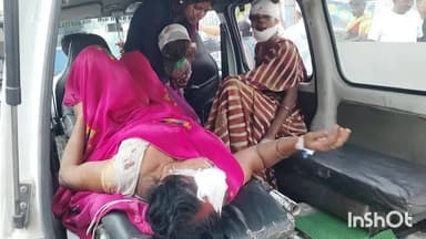 सासाराम: मोकर पुल के पास शादी समारोह से लौटते समय पिकअप ने अखाड़ा डंपर में मारी टक्कर, एक व्यक्ति की हुई मौत, पांच लोग घायल