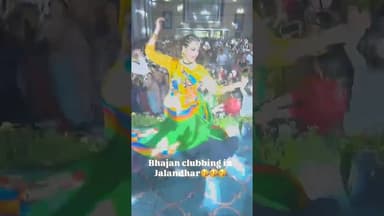 Bhajan kirtan program !#vrindavan #youtubeshorts #viralvideo#radheradhe #kirtan