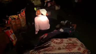 शिवराजपुर में गैस की किल्लत से देर रात तक सड़कों पर बैठे दिखे लोग, गैस के लिए जंगल में इंतजार, वीडियो वायरल