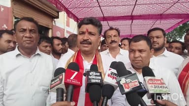 प्रतापगढ़: प्रतापगढ़ दौरे पर जूली ने CMHO के एपीओ पर उठाए सवाल, कहा- एपीओ कोई सजा नहीं है