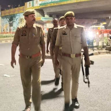 जनपद में सुरक्षा एवं शांति व्यवस्था को अक्षुण्य बनाये रखने हेतु आज दिनांक 25.04.2026 को थाना दही पुलिस द्वारा थाना क्षेत...