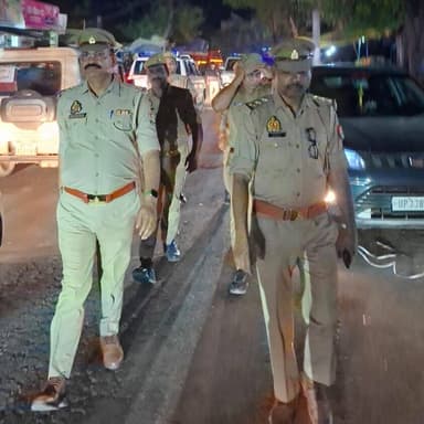 जनपद में सुरक्षा एवं शांति व्यवस्था को अक्षुण्य बनाये रखने हेतु आज दिनांक 25.04.2026 को थाना पुरवा पुलिस द्वारा थाना क्ष...