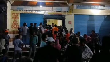 धामपुर: नहटौर के एक निजी नर्सिंग होम में गर्भवती महिला और गर्भस्थ शिशु की मौत पर हंगामा, पुलिस ने शव पोस्टमार्टम के लिए भेजा