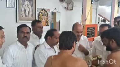 సంగారెడ్డి: సదాశివపేట కన్యకా పరమేశ్వరి ఆలయంలో ప్రత్యేక పూజలు చేసిన సంగారెడ్డి ఎమ్మెల్యే చింత ప్రభాకర్